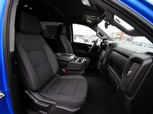 Used 2025 Chevrolet Silverado 1500 Custom w/ LPO, Dark Essentials Package AWD/4WD image 19
