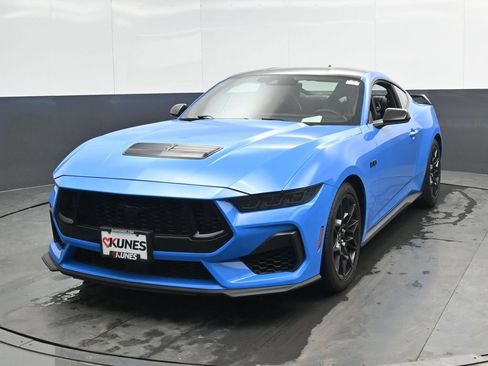 Used 2024 Ford Mustang GT Premium w/ GT Performance Package RWD image 8