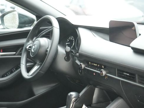 Used 2024 MAZDA MAZDA3 s image 13