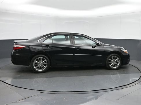 Used 2016 Toyota Camry SE w/ Protection Package (Q2) FWD image 8