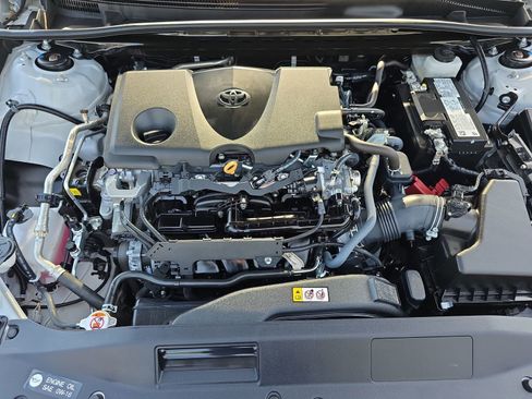 Used 2024 Toyota Camry SE w/ Convenience Package image 29