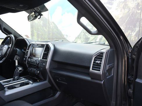 Used 2015 Ford F150 XLT w/ Equipment Group 302A Luxury AWD/4WD image 24