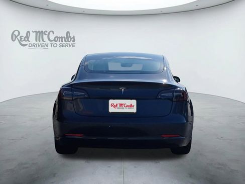 Used 2023 Tesla Model 3 Standard Range image 4