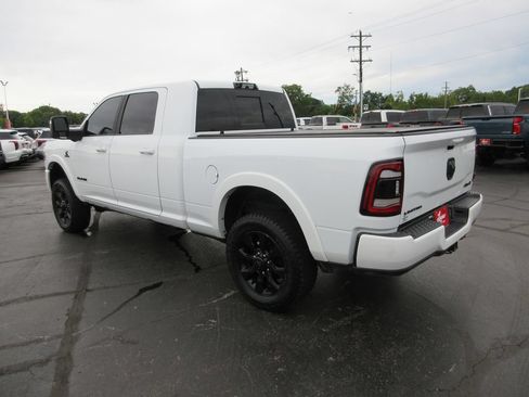 Used 2023 RAM 2500 Limited AWD/4WD image 11
