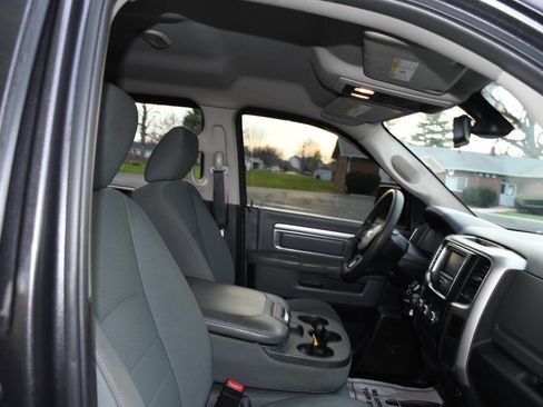 Used 2016 RAM 1500 Classic SLT image 22