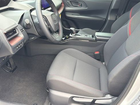 New 2026 Toyota Prius Plug-In Hybrid FWD image 11