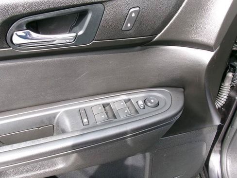 Used 2015 Chevrolet Traverse LT w/ Traveler's Package AWD/4WD image 9