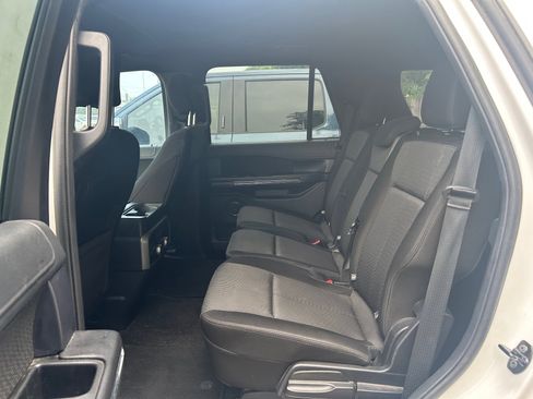 Used 2020 Ford Expedition XLT RWD image 17