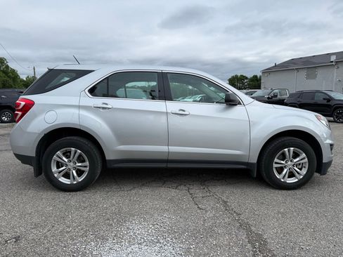 Used 2017 Chevrolet Equinox LS FWD image 8