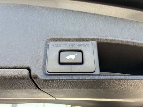 Used 2025 Acura RDX SH-AWD image 14