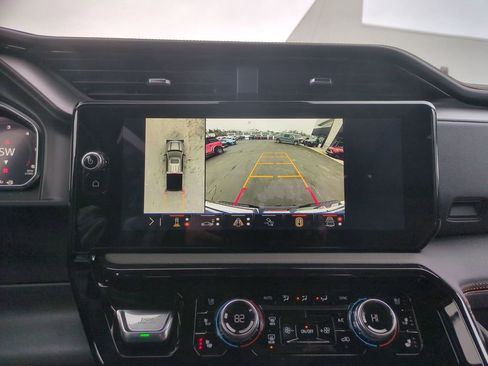 New 2026 GMC Sierra 1500 AT4 w/ Technology Package image 11