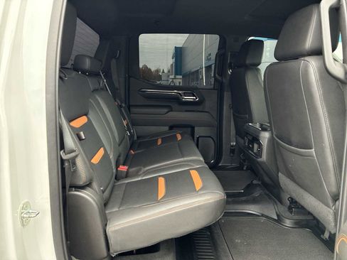 Used 2022 GMC Sierra 1500 AT4 image 27