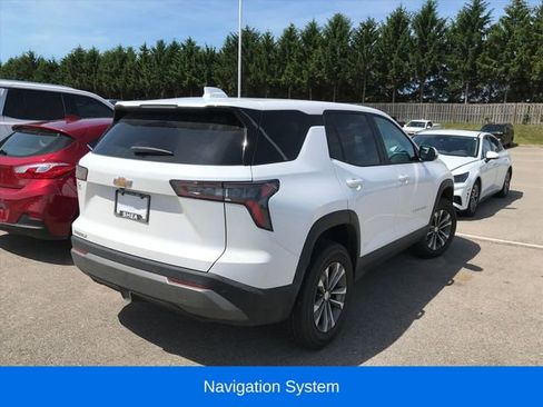 Certified 2026 Chevrolet Equinox LT w/ Convenience Package II FWD image 2