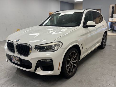 Used 2018 BMW X3 xDrive30i image 1
