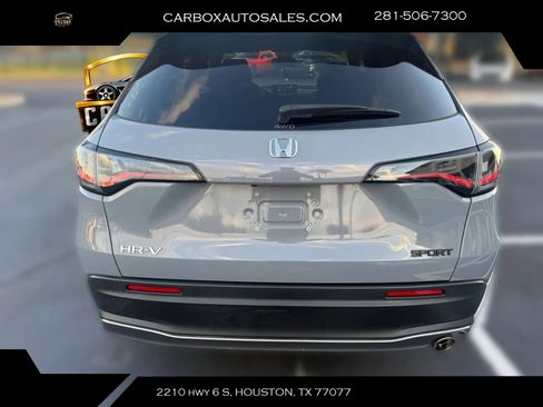 Used 2023 Honda HR-V Sport image 4