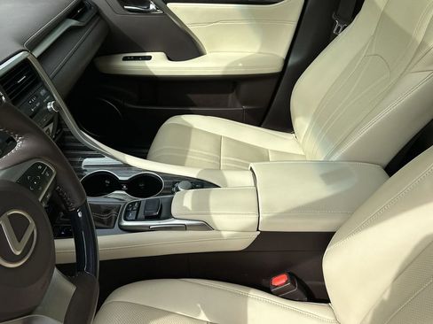 Used 2018 Lexus RX 450h AWD image 25