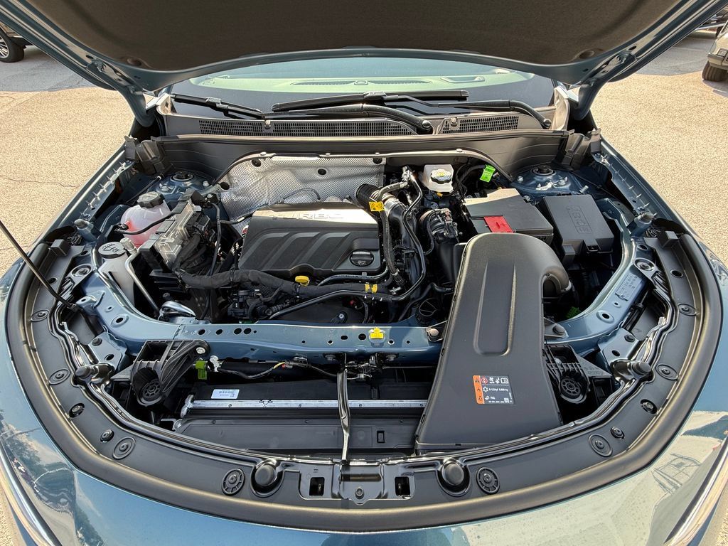 New 2026 Buick Envista Sport Touring FWD image 18