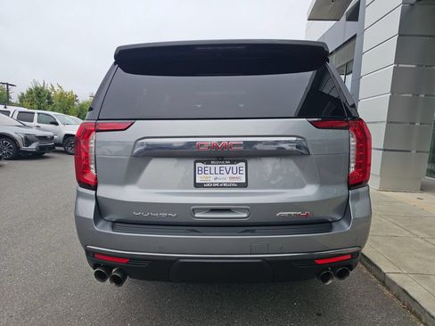 Used 2024 GMC Yukon XL AT4 w/ Technology Package AWD/4WD image 6