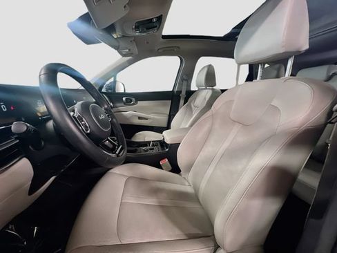 Certified 2024 Kia Sorento S w/ Panoramic Sunroof Package FWD image 21