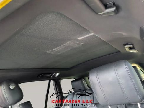 Used 2017 Land Rover Range Rover HSE AWD/4WD image 37