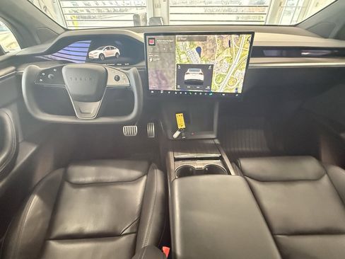 Used 2023 Tesla Model X image 25