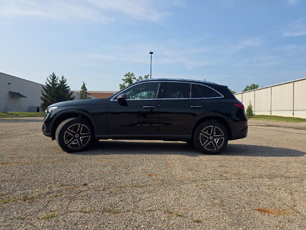 Used 2026 Mercedes-Benz GLC 300 4MATIC image 14