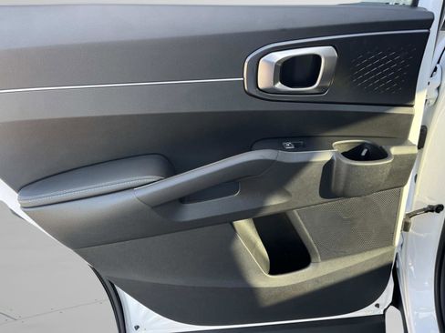New 2026 Kia Sorento LX FWD image 18