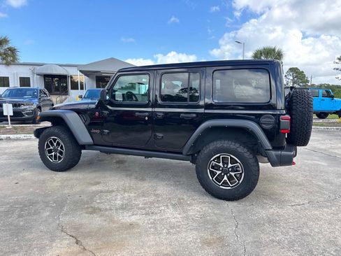 Certified 2024 Jeep Wrangler Unlimited Rubicon AWD/4WD image 5