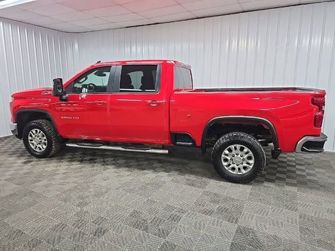 Used 2024 Chevrolet Silverado 3500 LT w/ Convenience Package image 4