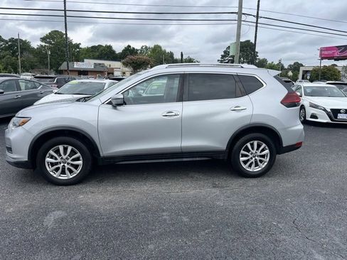 Used 2019 Nissan Rogue SV image 9
