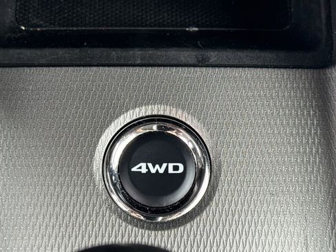 Used 2024 Mitsubishi Outlander Sport ES AWD/4WD image 31