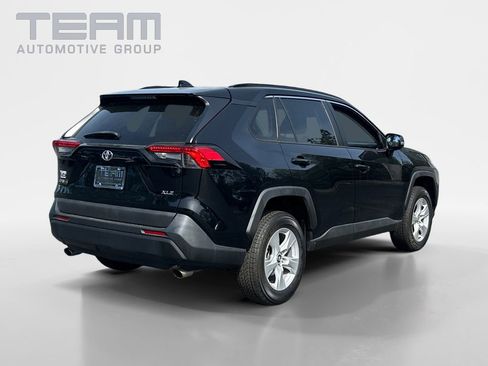 Used 2020 Toyota RAV4 XLE image 7
