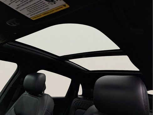 Used 2018 Lincoln MKX Reserve w/ Driver Assistance Package AWD/4WD image 15