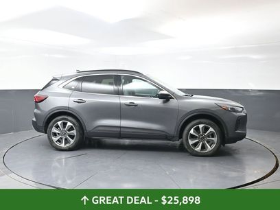 Used 2025 Ford Escape Platinum