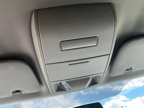 Used 2018 Dodge Grand Caravan SE FWD image 24
