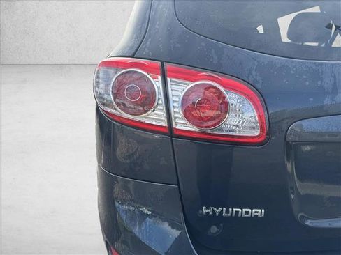 Used 2011 Hyundai Santa Fe Limited w/ Navigation Pkg 4 image 3