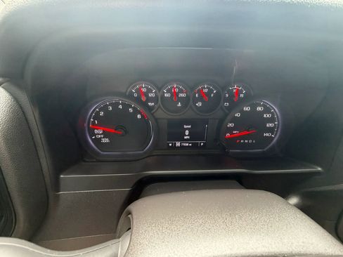 Used 2022 Chevrolet Silverado 1500 Custom Trail Boss w/ LPO, Dark Essentials Package AWD/4WD image 14
