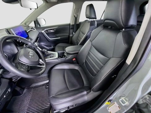 Used 2023 Toyota RAV4 XLE Premium AWD/4WD image 13