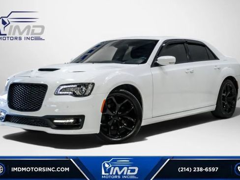 Used 2022 Chrysler 300 S w/ Comfort Group RWD image 1