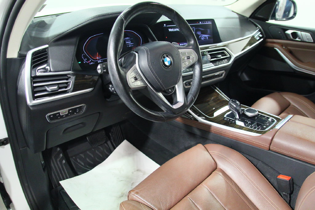 Used 2019 BMW X7 xDrive40i w/ Premium Package AWD/4WD image 4