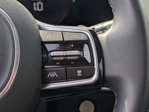 Used 2025 Kia Sorento S w/ Panoramic Sunroof Package FWD image 32