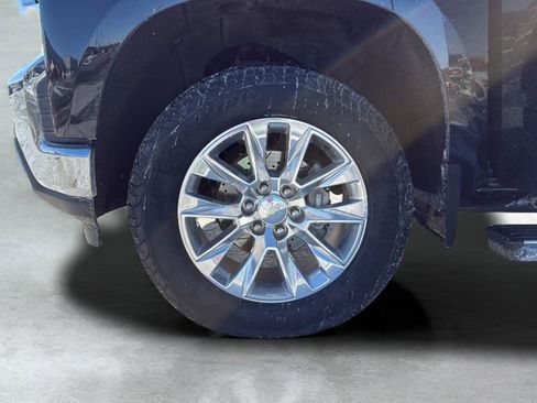 Used 2019 Chevrolet Silverado 1500 LTZ w/ LTZ Premium Package image 33