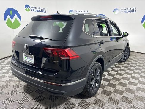 Used 2022 Volkswagen Tiguan SE AWD/4WD image 10