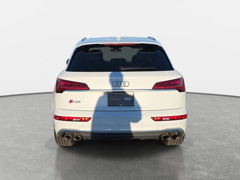 Used 2025 Audi SQ5 Premium Plus w/ Premium Plus Package image 6