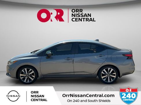 Used 2021 Nissan Versa SR w/ Convenience Package FWD image 8