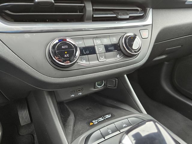Used 2024 Buick Envista Preferred w/ Convenience I Package FWD image 15