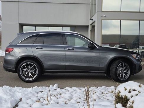 Used 2021 Mercedes-Benz GLC 300 4MATIC image 25
