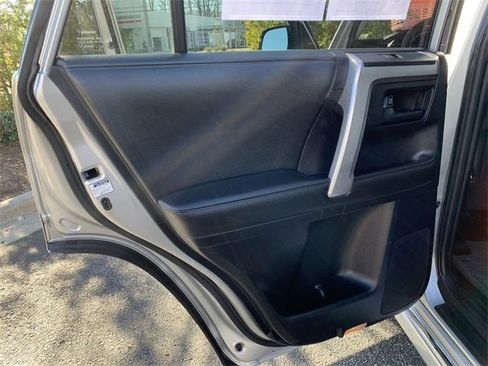 Used 2012 Toyota 4Runner SR5 image 14