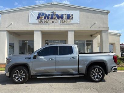 Used 2023 GMC Sierra 1500 SLT w/ SLT Premium Package