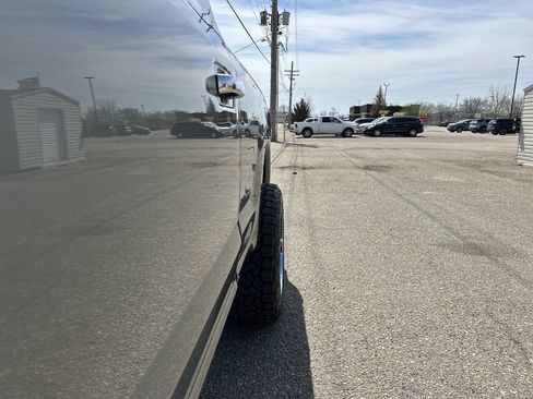 Used 2019 Ford F250 Platinum w/ Platinum Ultimate Package AWD/4WD image 30